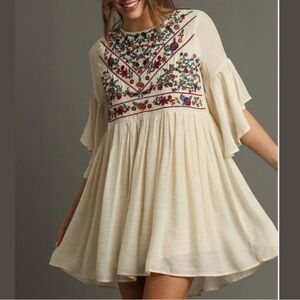 Umgee | Baylee Floral Embroidered Cream Dress size small